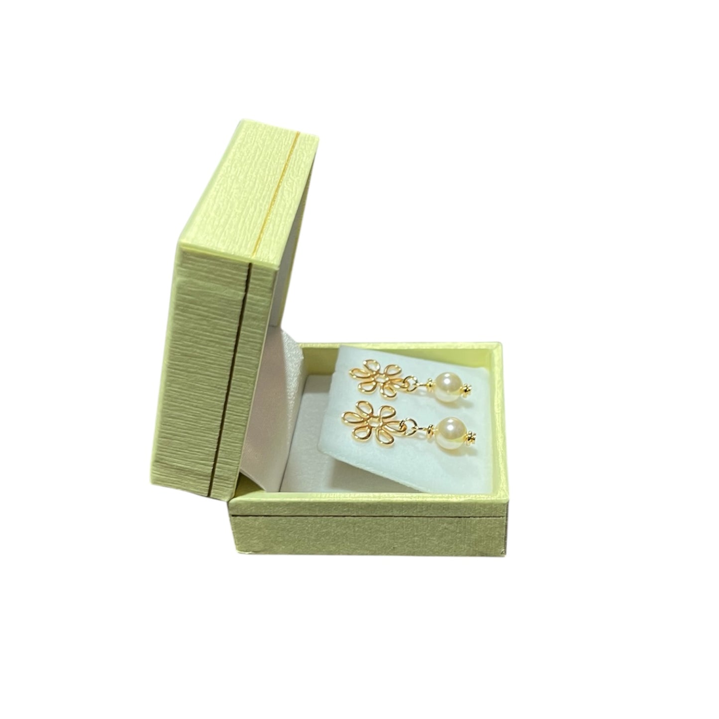 Aros Perlas de Mallorca enchapado en oro 18K Flor Largos 6mm