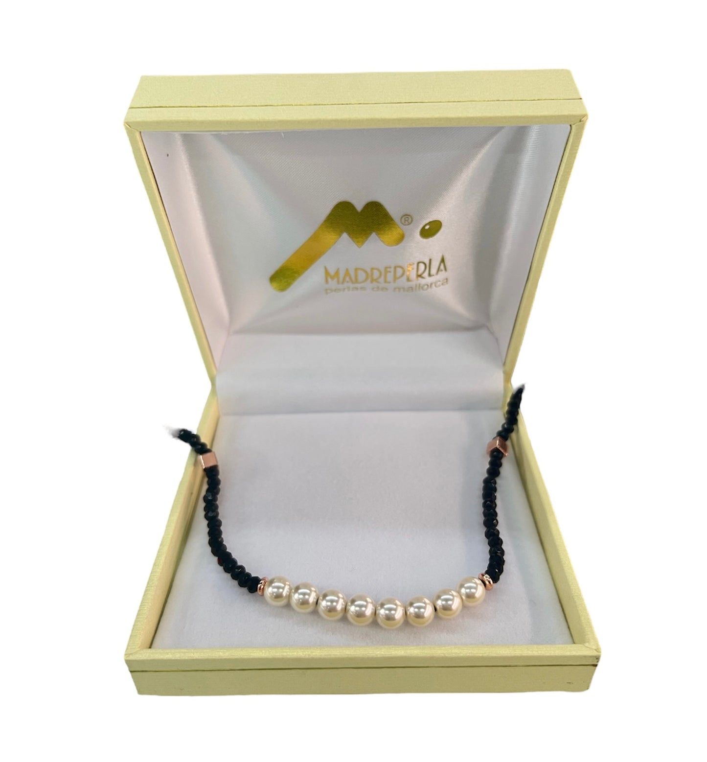 Set de 3 Collar de Perlas con cristales Ónix, Pulsera Ónix y Aros Pegados