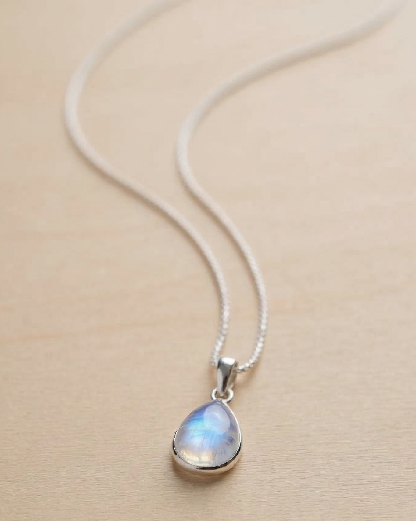 Collar Gota Piedra Luna- Plata 925