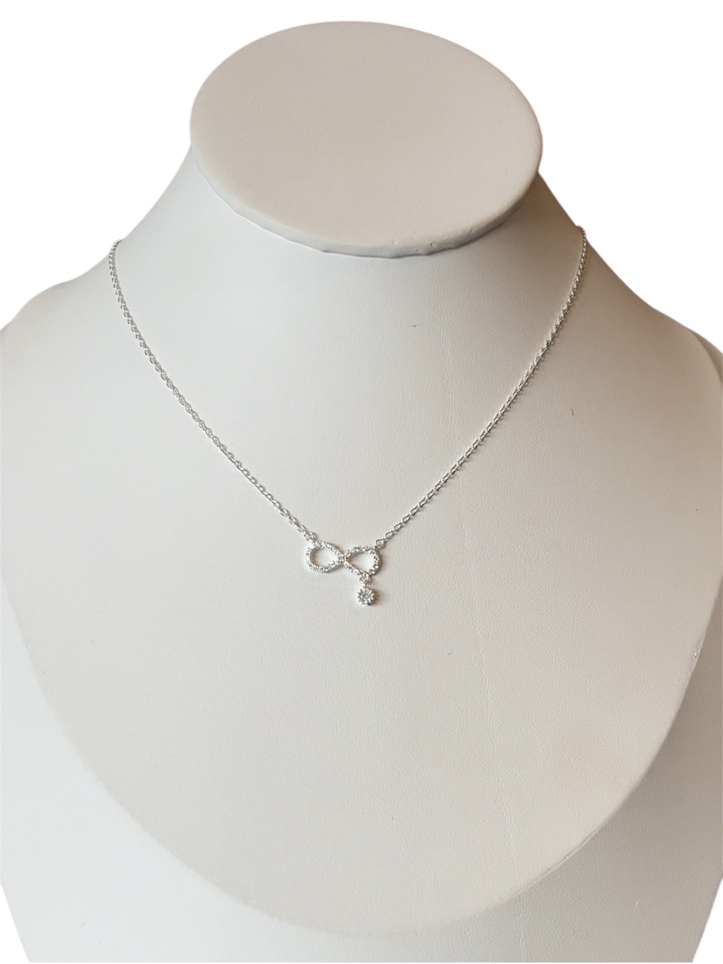 Collar Plata 925 de infinito con punto de luz y con micro circones