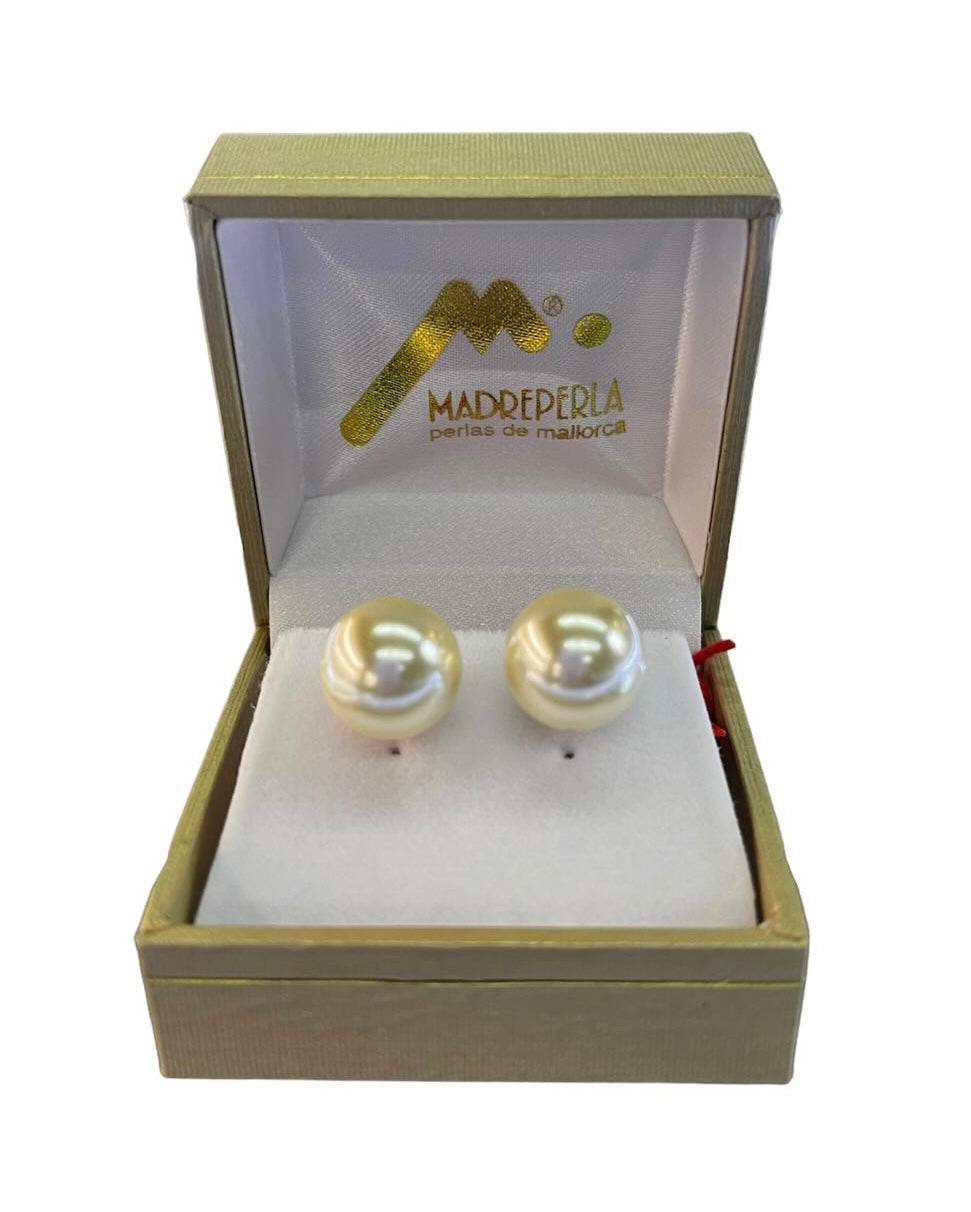 Aros Perlas de Mallorca Bañados en Oro de 18K Pegados