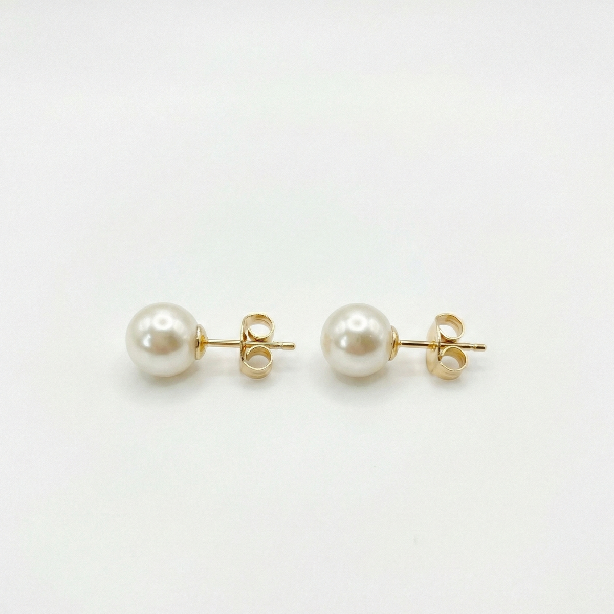 Aros Clásicos Perlas 10mm de Mallorca | Enchapado en oro 18K | Empaque Premium