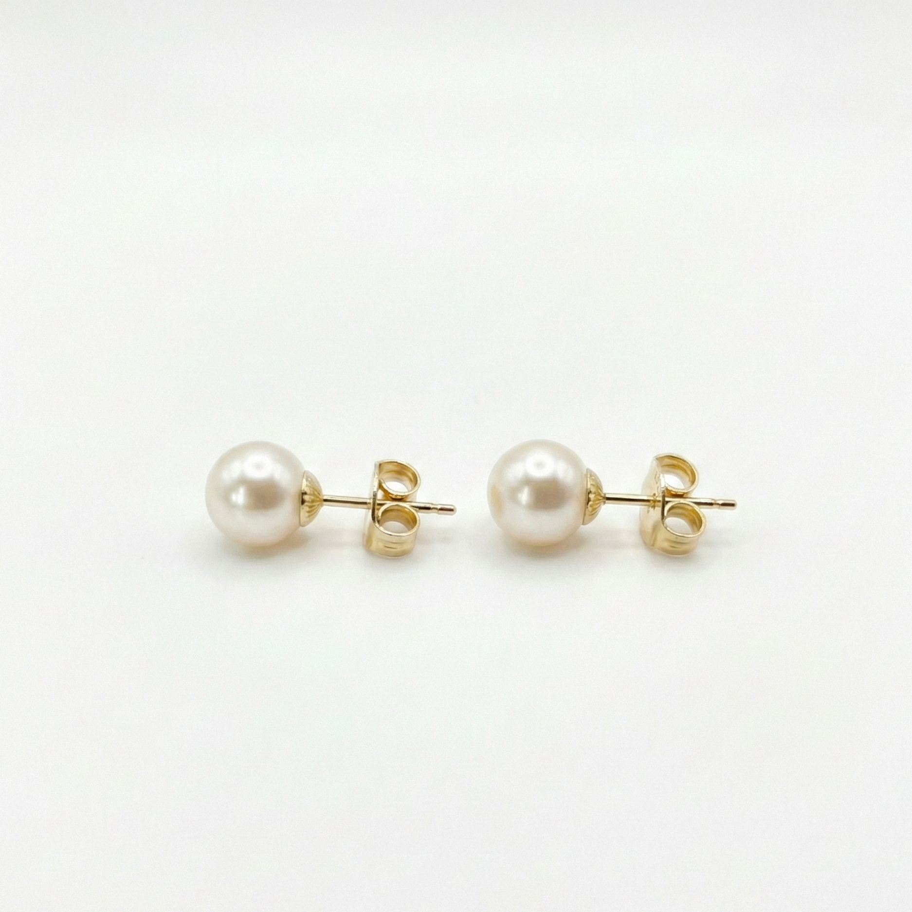 Aros Perlas Mallorca 9mm enchapado en oro 18K, joyería Mare Rosato