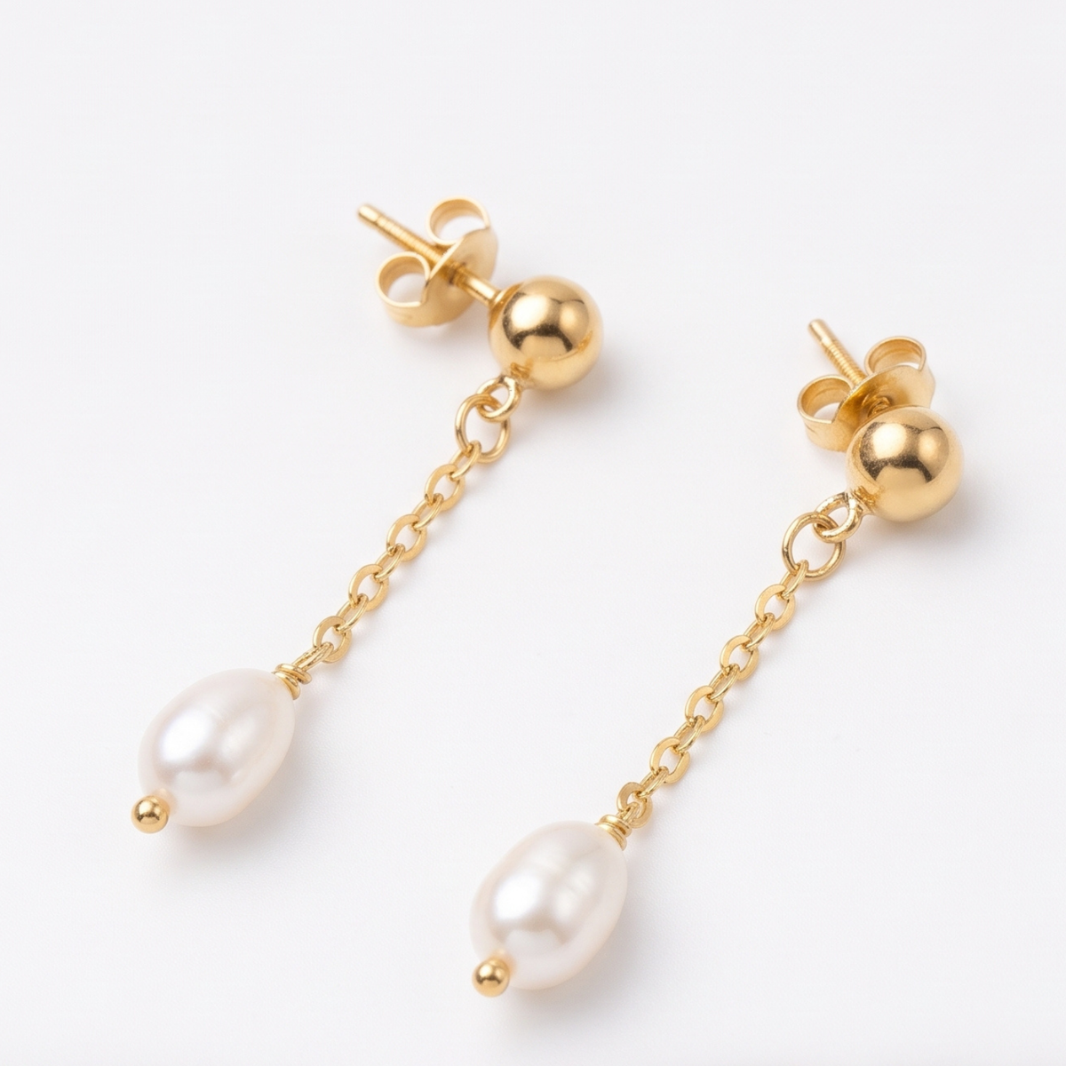 Aros Olivia | Aros Largos con Perla de Río Natural y Cadena Baño Oro 18K