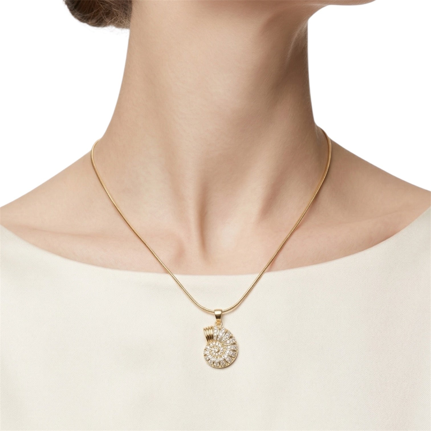 Collar Caracol Bañado en oro 18k, joyería Mare Rosato