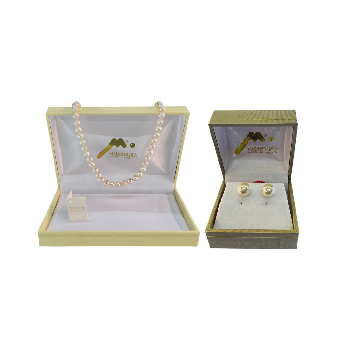 Set de Collar de Perlas 6MM mas Aros pegados