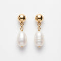 Aros Sienna | Aros Colgantes con Perla de Río Natural y Base Redonda Baño Oro 18K