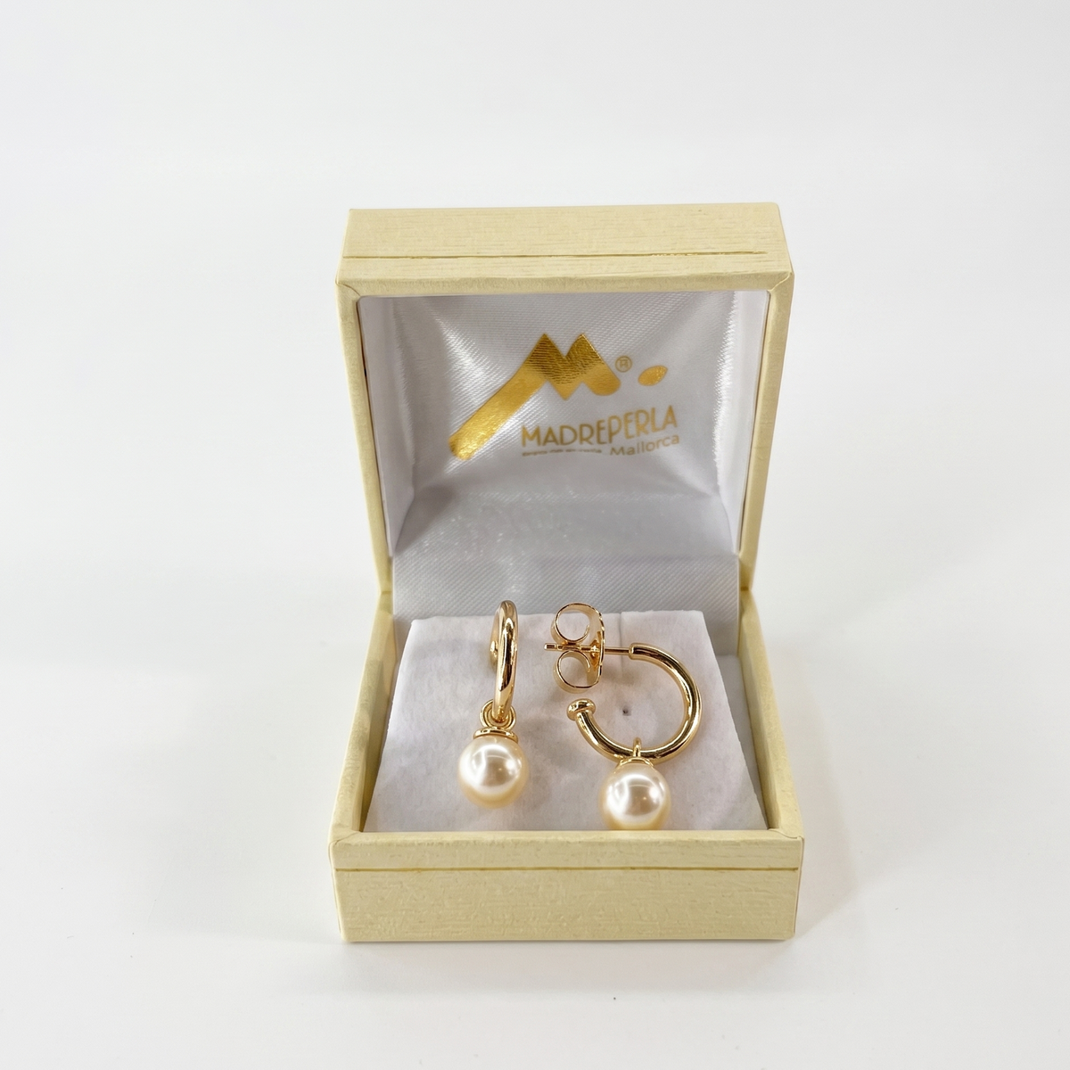 Aros Perlas de Mallorca enchapados en Oro de 18K Semi Argollas 10mm, joyería Mare Rosato