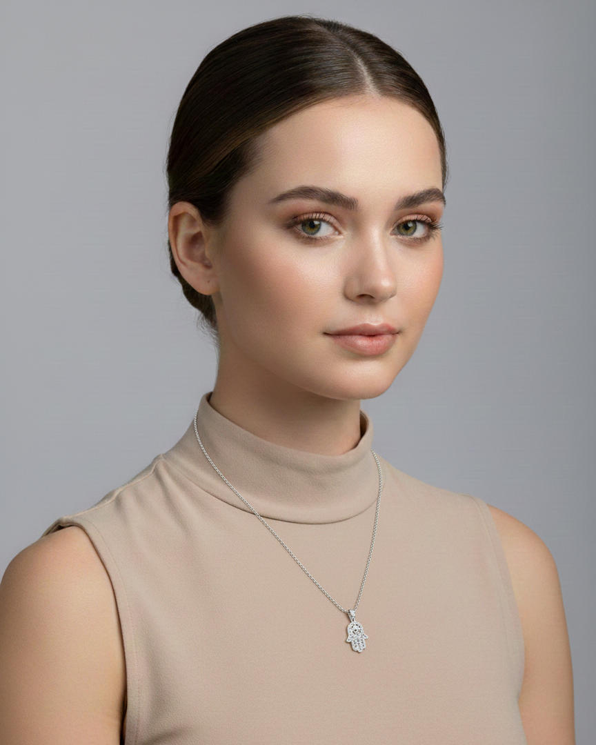 Collar Mano de Fátima con circón Blanco