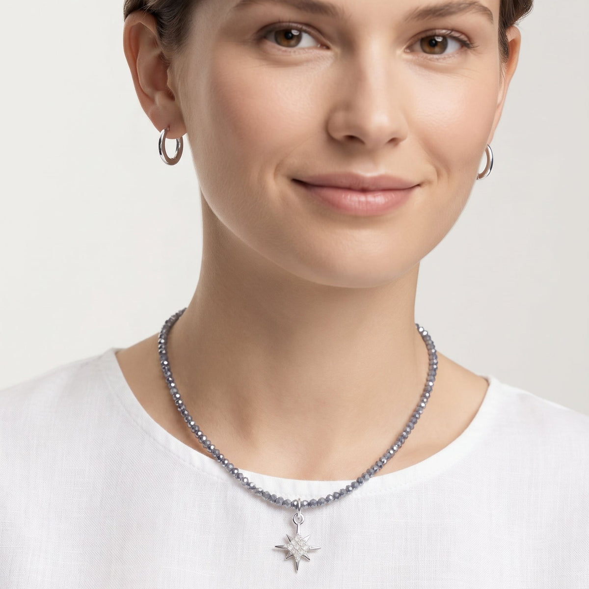 Set Estrella | Collar de Cristales Austriacos Plateados con Estrella de 8 Puntas y Argollas