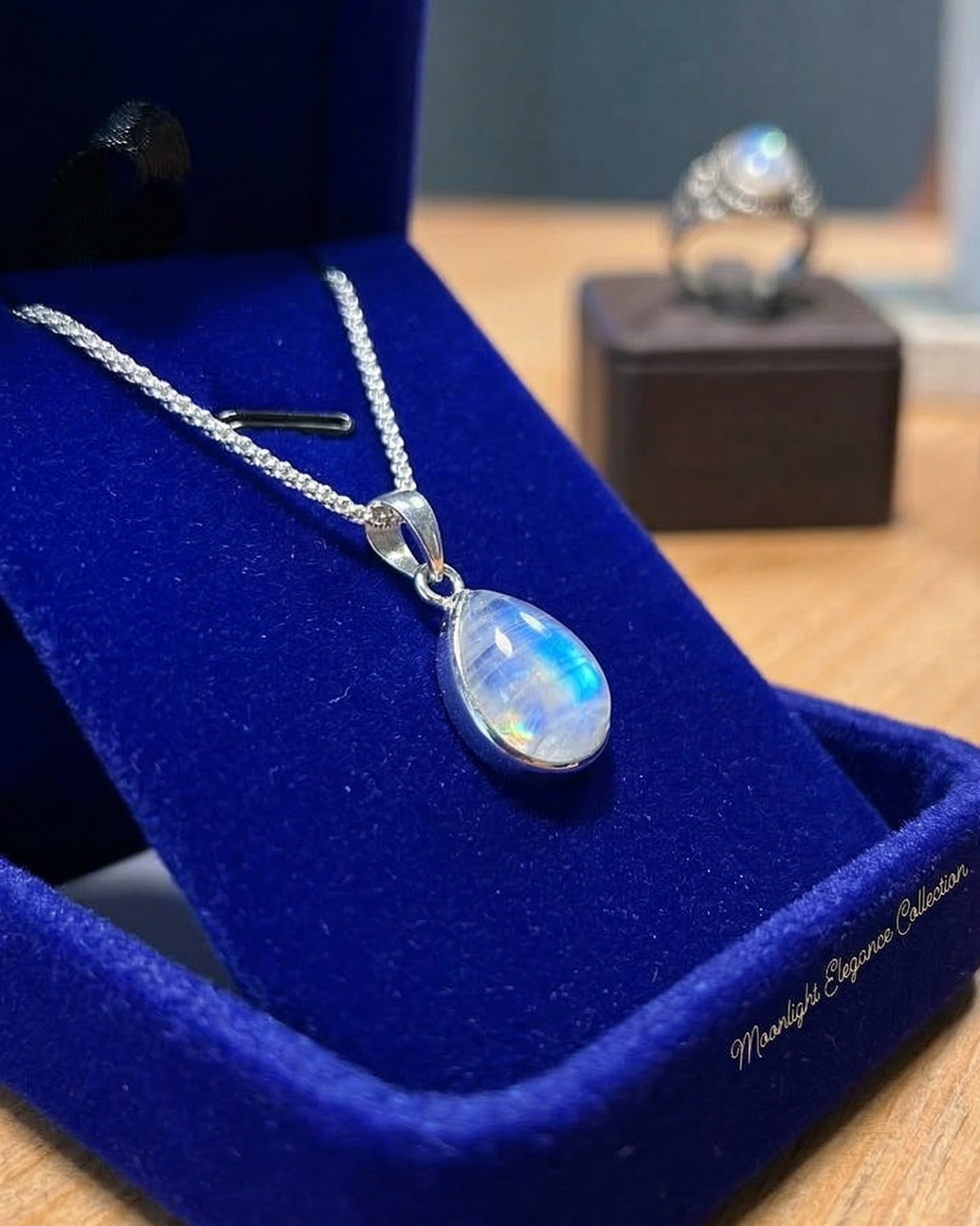Collar Gota Piedra Luna- Plata 925