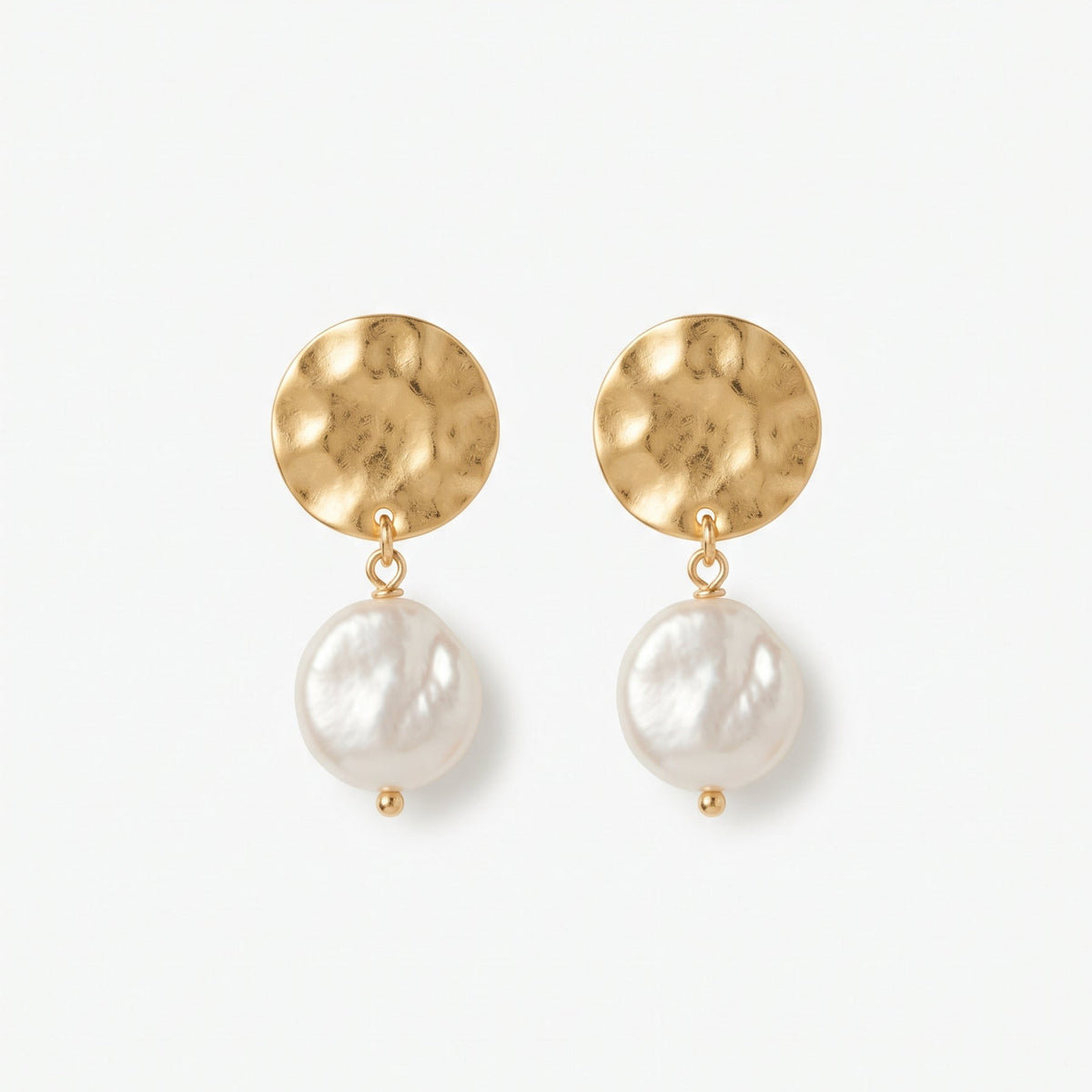 Aros Marfil | Aros Colgantes Baño Oro 18K con Perla Barroca Plana Blanca