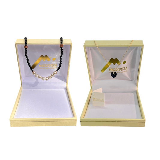 Set de Collar de Perlas con cristales Onix mas Collar Corazon Swarovski Onix